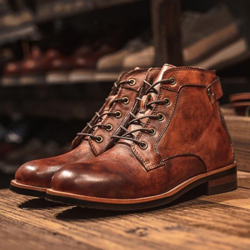 VINTAGE MENS LACE-UP MARTIN BOOTS