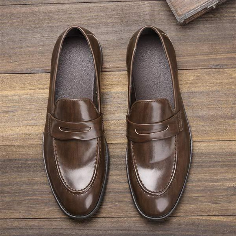 MENS SLIP-ON P LEATHER LOAFERS 66974148