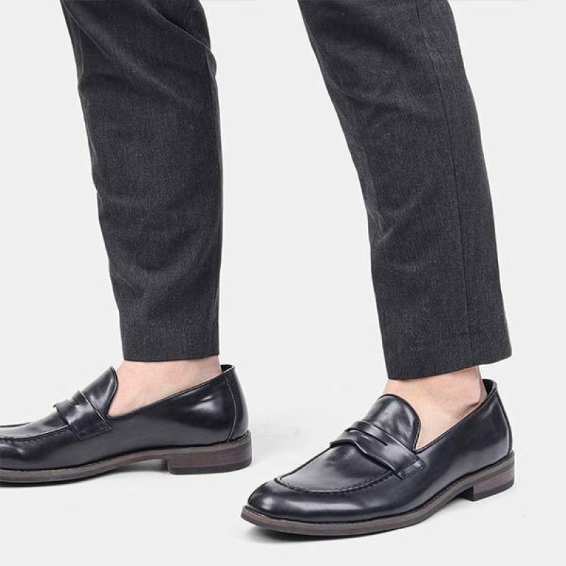 MENS SLIP-ON P LEATHER LOAFERS 66974148