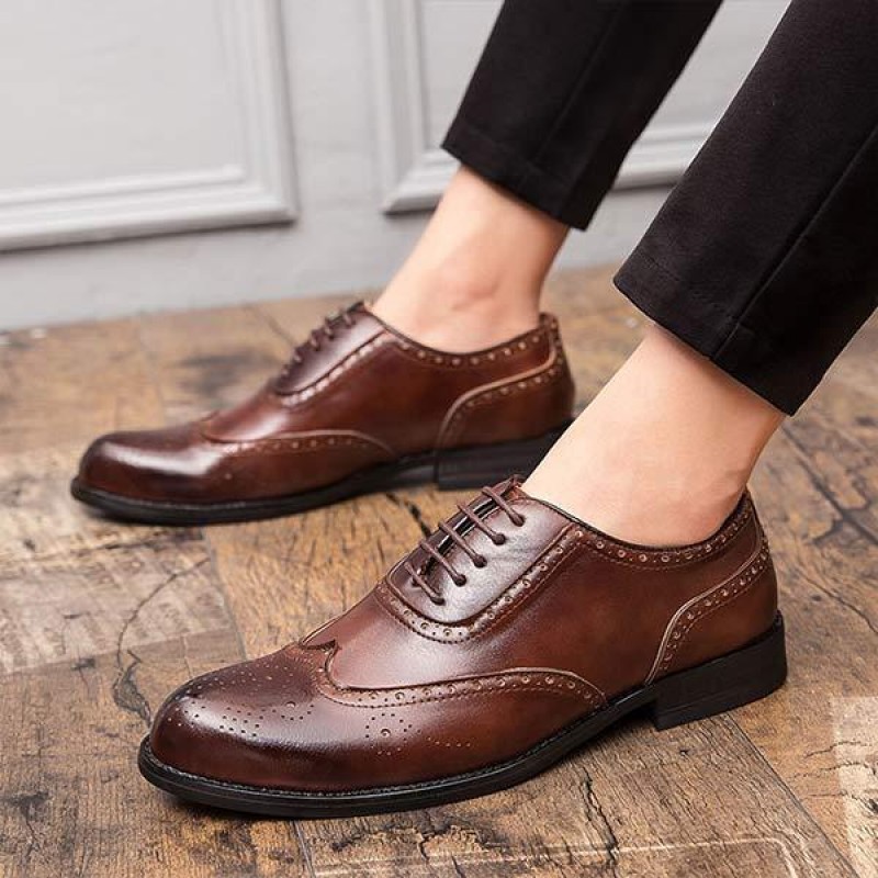 MENS BROGUE CARVED LEATHER SHOES 62932875