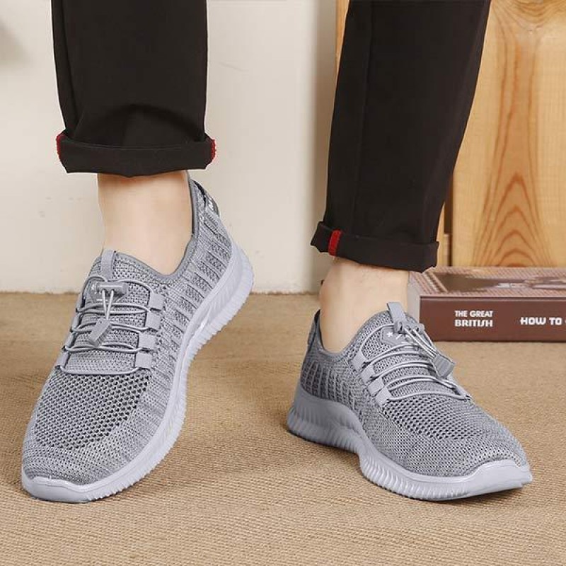 MENS FLYKNIT SNEAKERS 95779146