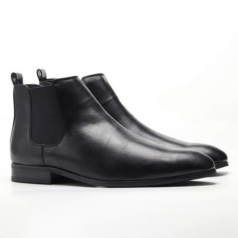 MENS BLACK CLASSIC CHELSEA BOOTS 60413229