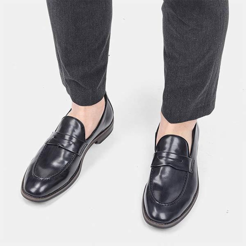 MENS SLIP-ON P LEATHER LOAFERS 66974148